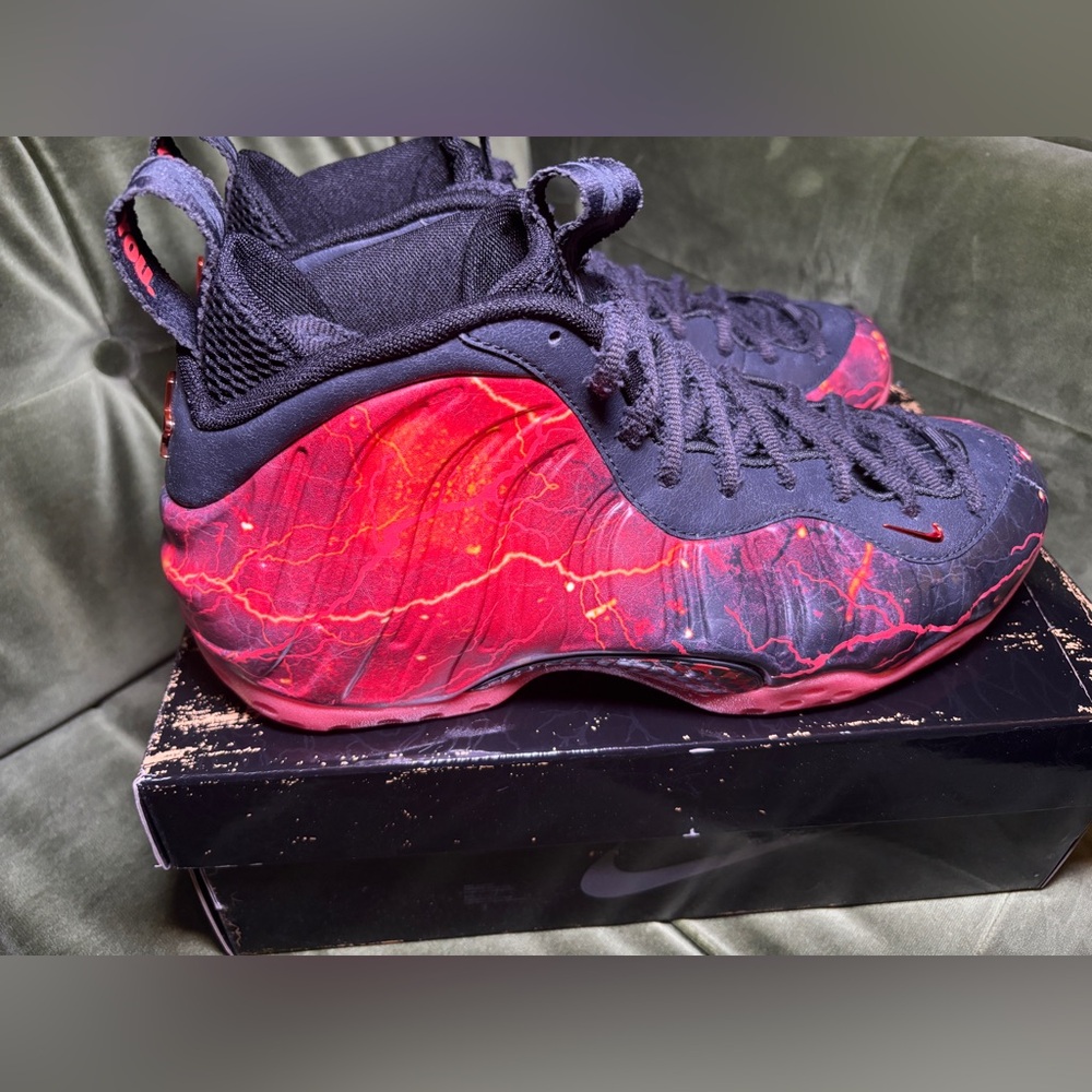 Nike “Vecna,Stranger Things” Foamposite 10 - Picture 3 of 13